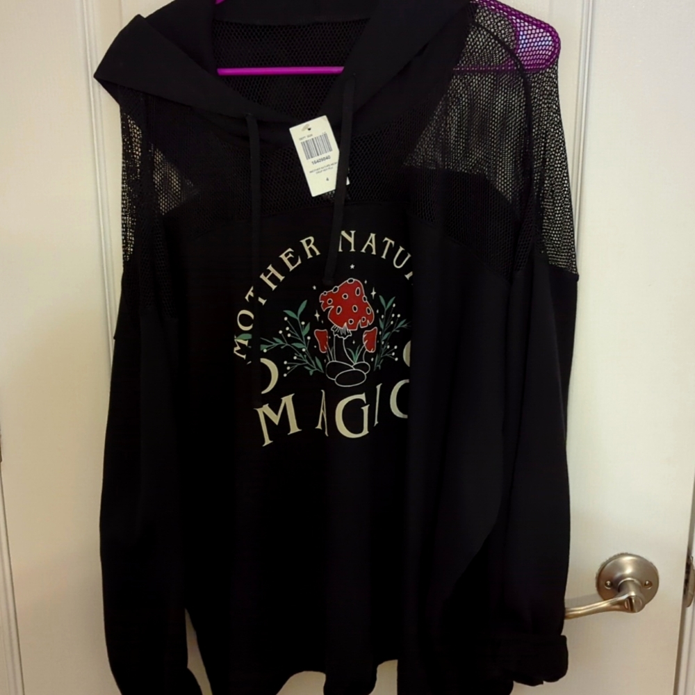 NWT Midnight Hour Crop Hoodie